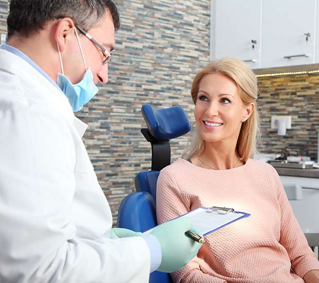 Flushing Questions to Ask at Your Dental Implants Consultation